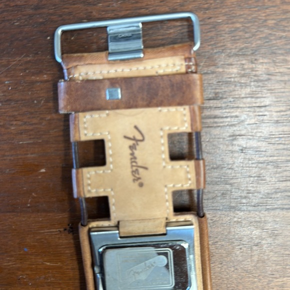 Fender Watch - Picture 5 of 7